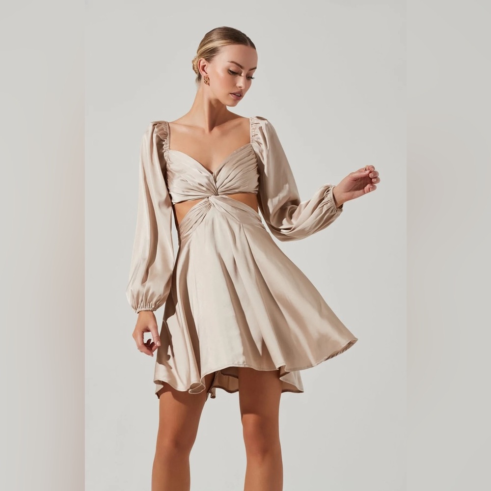 ASTR the label  Cream Long Sleeve Cut-Out Dress